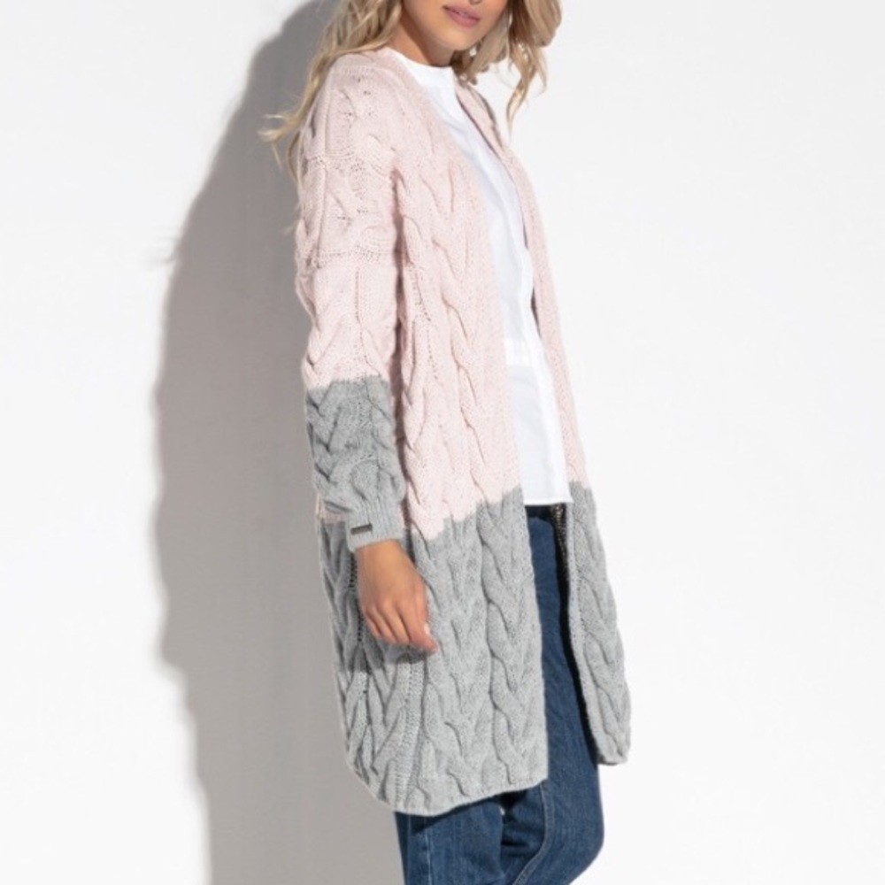 Fobya pink powder and grey cable cardigan